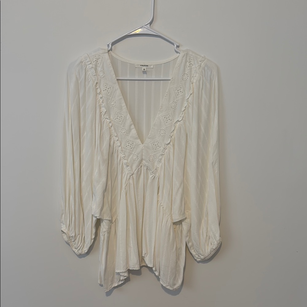 Women's Cream Lace V-Neck Top